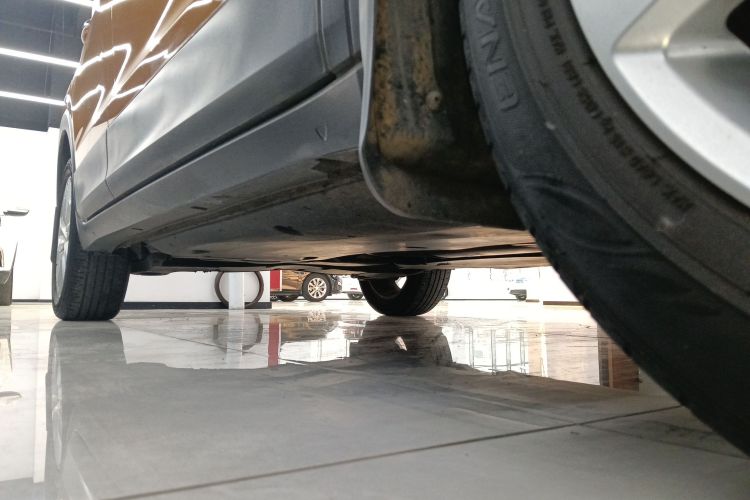 大众 途铠 2019款 280TSI DSG舒适版局部细节9001