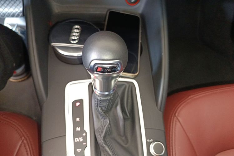 奥迪A3 2016款 Limousine 35 TFSI 领英型中控内饰18