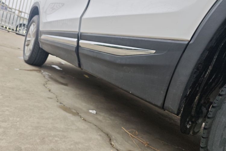 长安CS75 2017款 尚酷版 1.5T 自动锋悦型局部细节9002