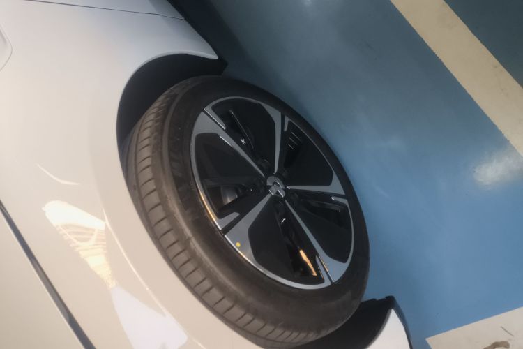 蔚来ET5 2025款 75kWh车身外观6005