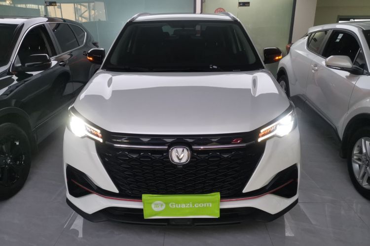 长安CS55PLUS 2022款 蓝鲸版 1.5T DCT豪华型车身外观2