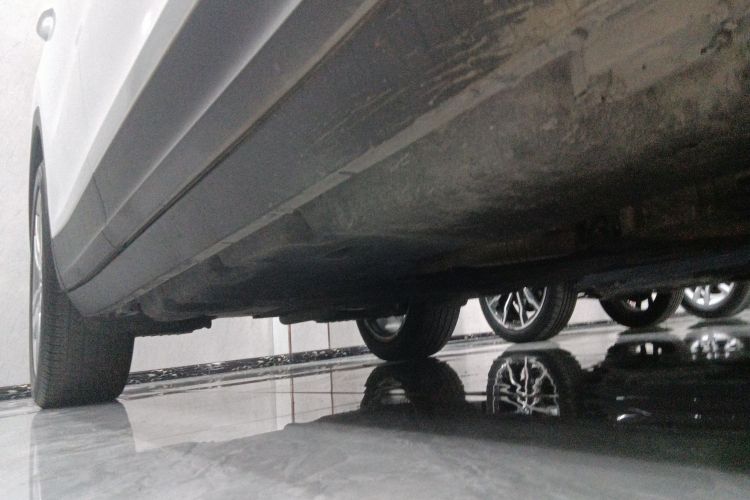 保时捷 Cayenne新能源 2021款 Cayenne E-Hybrid 2.0T局部细节9001