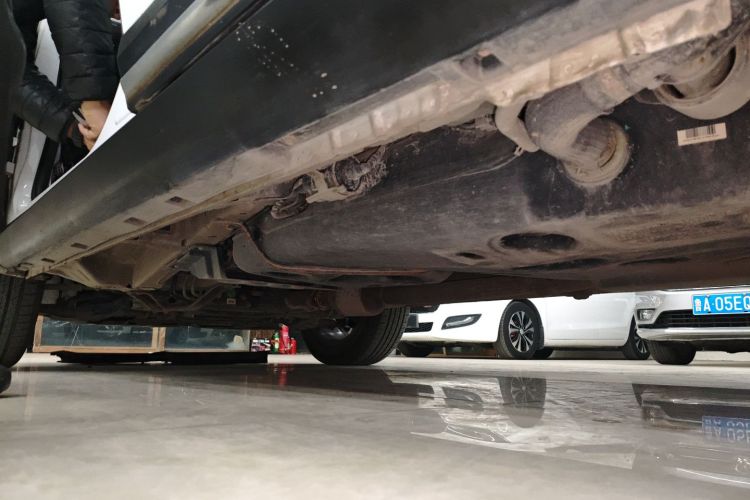 吉利汽车 博越 2016款 2.0L 手动智联型局部细节9002