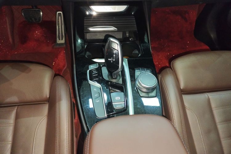 宝马X3 2019款 xDrive28i M运动套装中控内饰18
