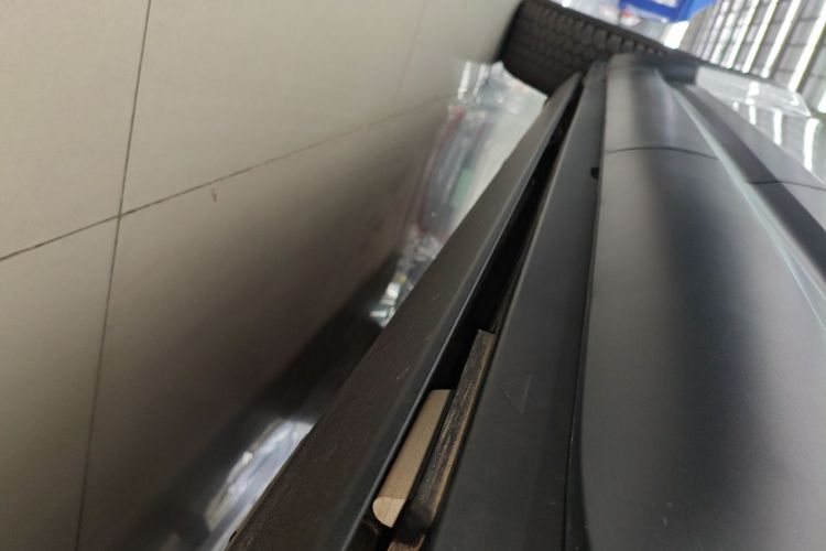 路虎卫士 2023款 改款 110 3.0T P400 暗黑特别版局部细节9002