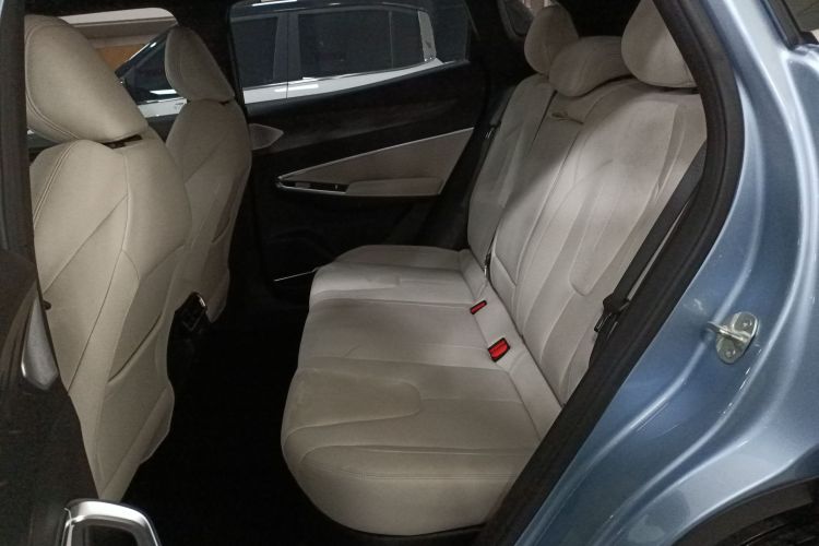 吉利汽车 2023款 博越COOL 1.5TD 智尊型中控内饰7004