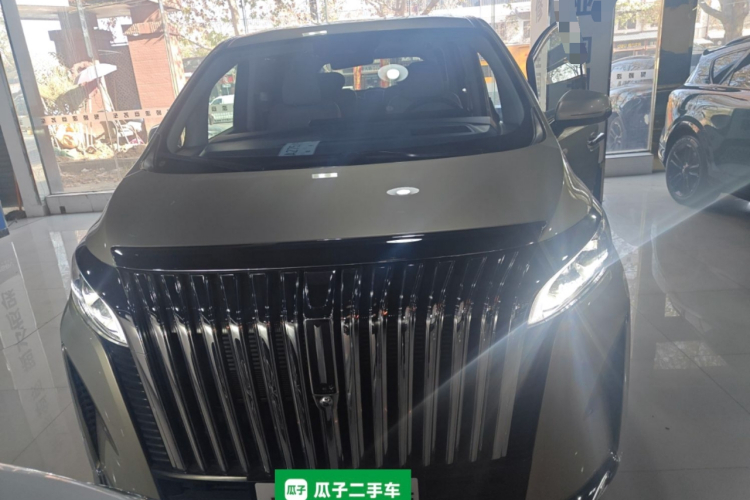 魏牌 高山 2023款 四驱旗舰版车身外观2