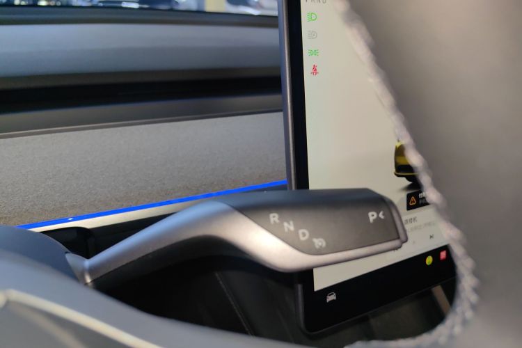 特斯拉 Model Y 2024款 后轮驱动版局部细节18