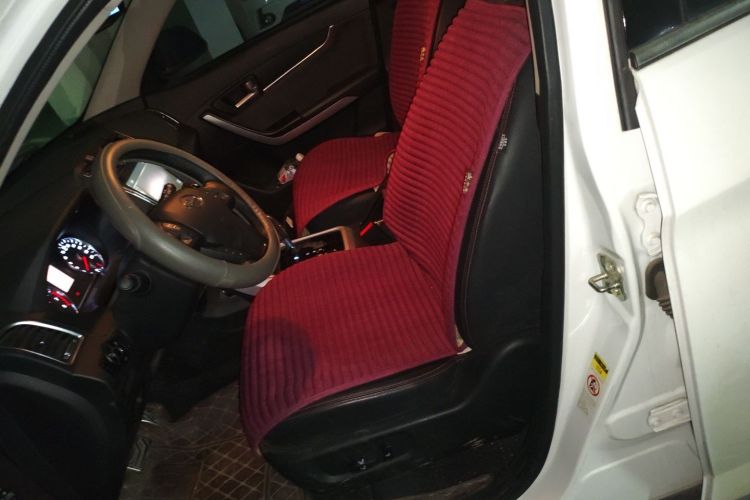 陆风X5 2016款 Plus 1.5T CVT创领版中控内饰19