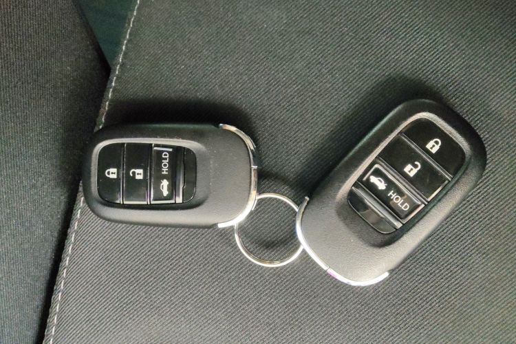 本田 型格 2022款 240TURBO 手动专属版中控内饰11