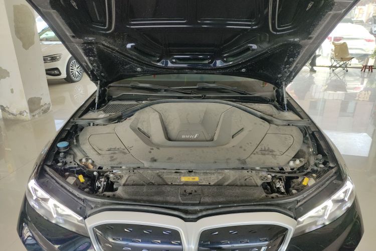 宝马i3 2024款 eDrive 35 L局部细节24