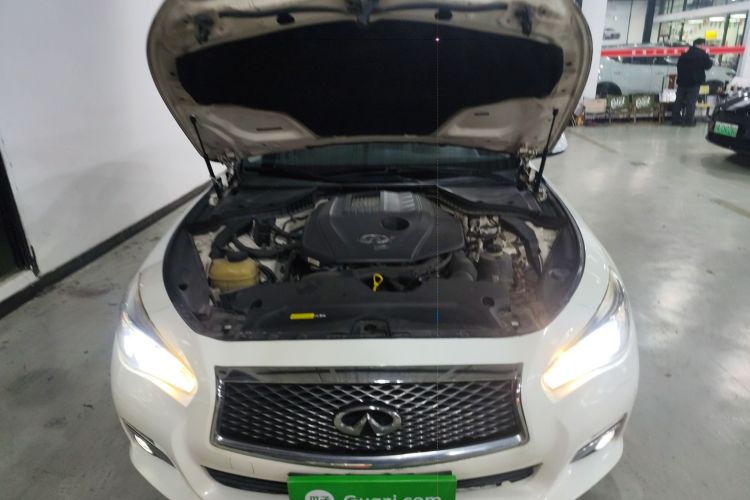 英菲尼迪Q50L 2015款 2.0T 舒适版局部细节24