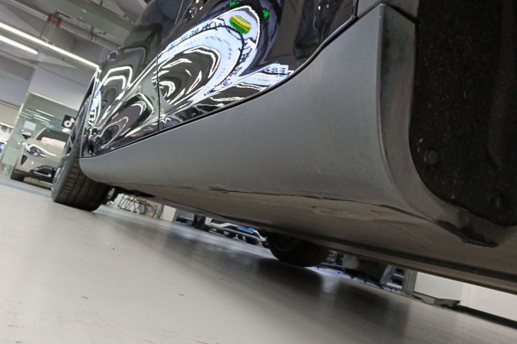 特斯拉 Model Y 2022款 后轮驱动版局部细节9002