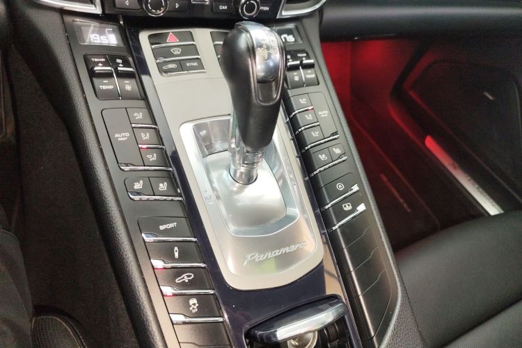 保时捷 2014款 Panamera S Executive 3.0T局部细节18