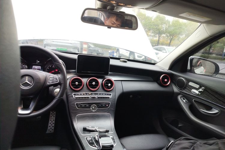 奔驰C级 2015款 C 200 L 运动型中控内饰22
