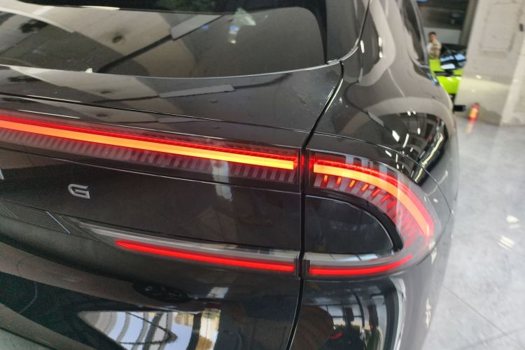 小鹏G7 2025款 702 超长续航 Max车身外观9