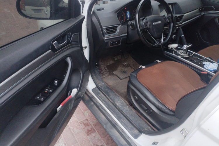 哈弗H6 2019款 运动版 1.5T 自动两驱精英型 国VI中控内饰20