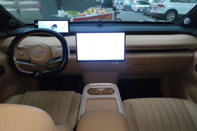 星途 星纪元 ET 2024款 增程 240 Max四驱中控内饰12