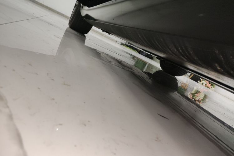 特斯拉 Model 3 2025款 改款 长续航全轮驱动版局部细节9002