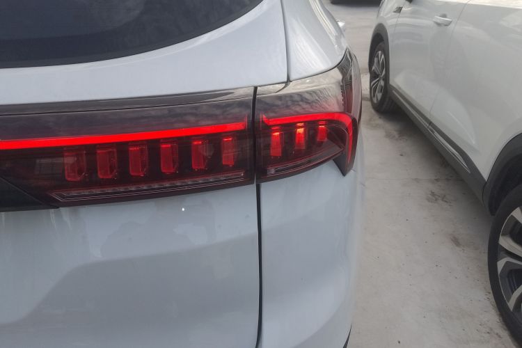 捷途X70 PLUS 2024款 1.6T DCT超享版 5座车身外观6006