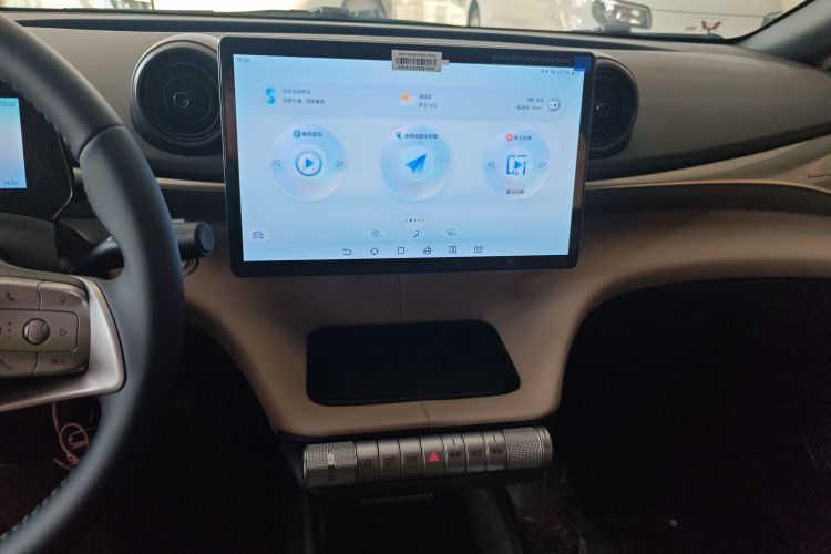 比亚迪 海豚 2025款 420km 自由版中控内饰16