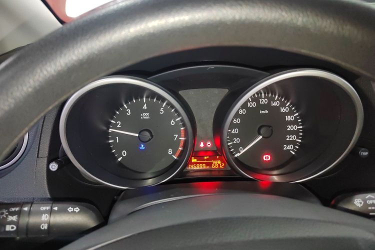 马自达5 2013款 2.0L 手动舒适型局部细节14