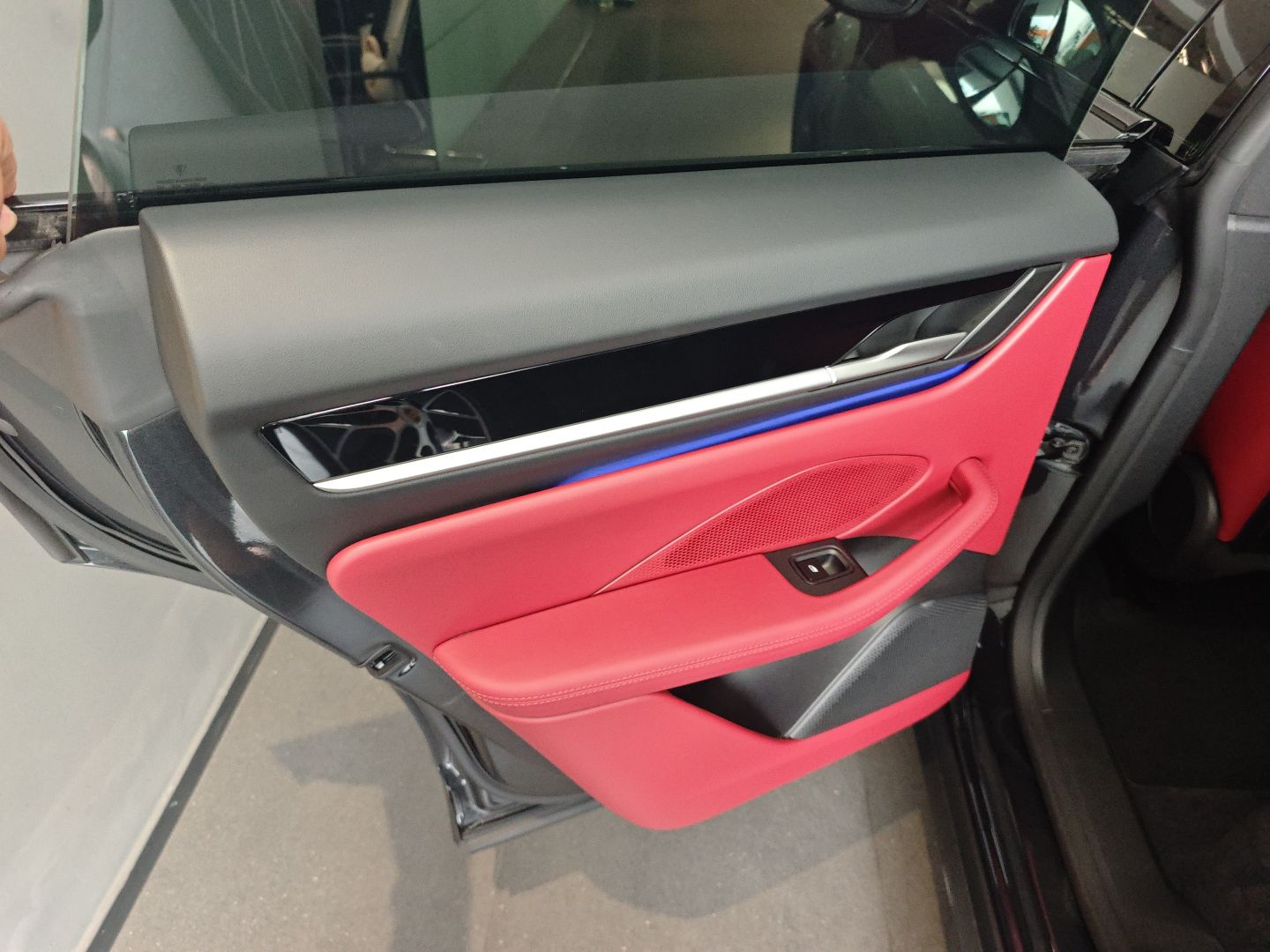 保时捷 Macan新能源 2024款 Macan 长续航版