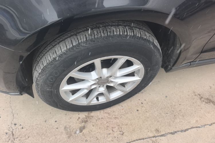 奥迪Q5 2013款 40 TFSI 进取型车身外观6002