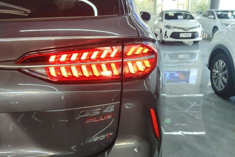 广汽传祺 传祺GS4 PLUS 2022款 390T 自动星系版车身外观9