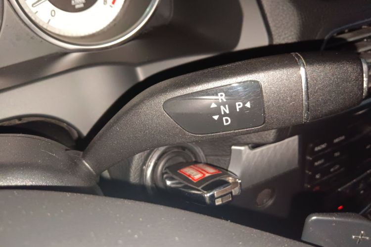 奔驰E级(进口) 2014款 E 260 敞篷轿跑车局部细节18