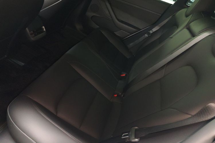 特斯拉 Model 3 2021款 改款 标准续航后驱升级版 3D1中控内饰7004