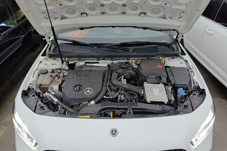 奔驰A级 2022款 改款三 A 200 L 运动轿车时尚型局部细节24