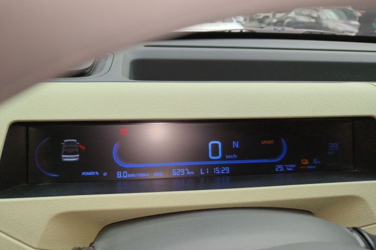 吉利银河 2024款 熊猫mini 200km 龙腾PRO版局部细节14