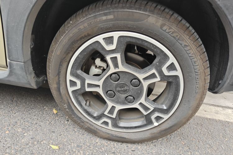 吉利银河 2025款 210km 熊猫骑士车身外观10