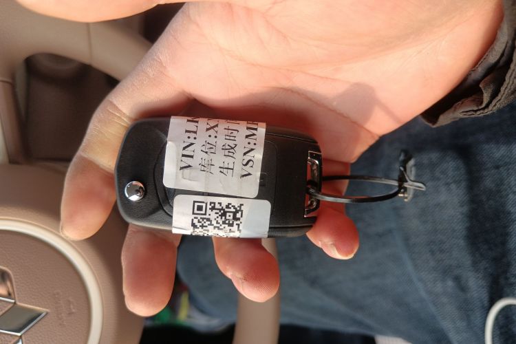 五菱汽车 宏光MINIEV 2025款 四门版 进阶款中控内饰7001