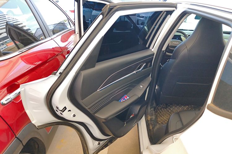 东风风神 皓瀚 2025款 1.5T 豪华型中控内饰7008