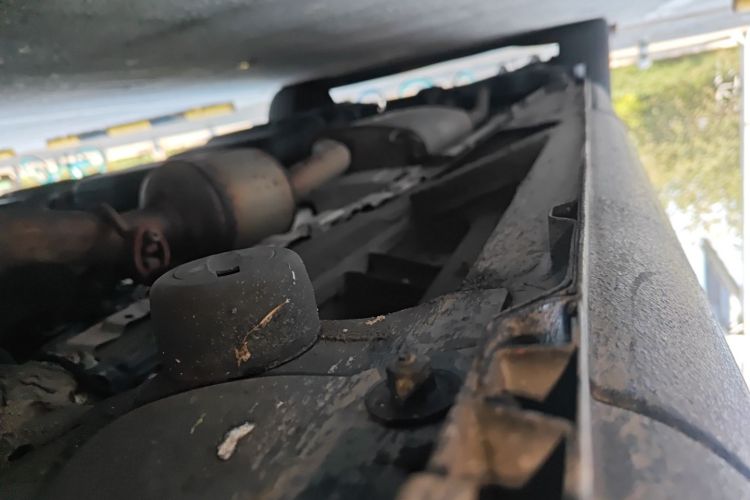 奔驰 威霆 2021款 2.0T 精英版 7座局部细节9001