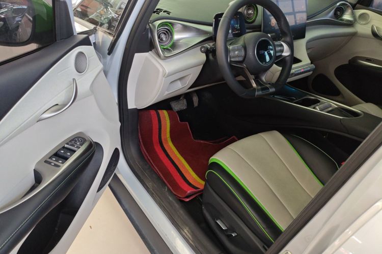 比亚迪 海豚 2021款 405km 时尚版中控内饰7003