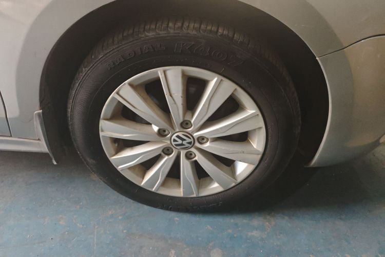 大众 速腾 2014款 改款 1.4TSI 自动豪华型车身外观10