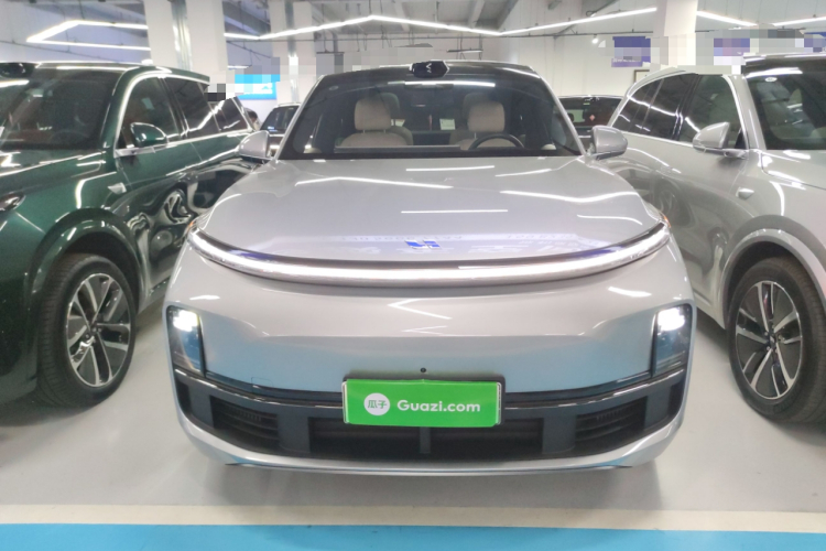 理想汽车 理想L9 2024款 Ultra车身外观2