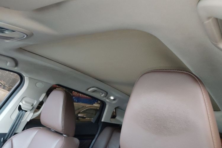 魏牌 VV7 2017款 2.0T 旗舰型局部细节22