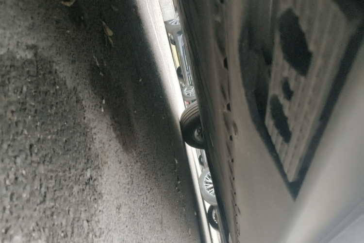 红旗天工08 2025款 605 Max后驱版局部细节9002