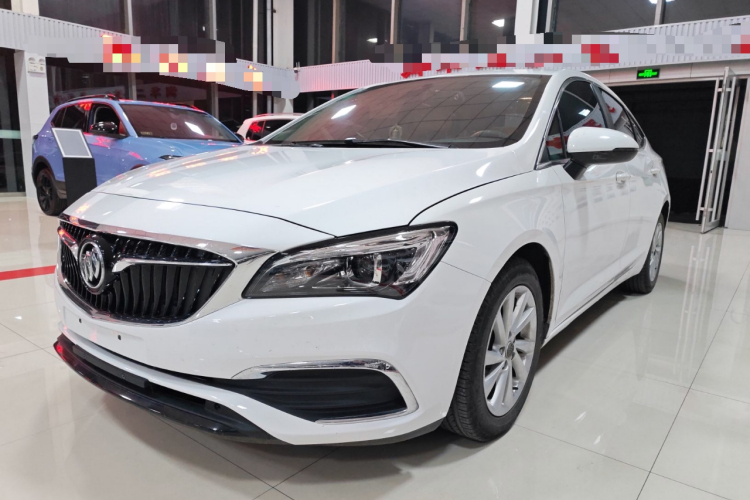 别克 威朗 2018款 三厢 15S 自动进取型车身外观1