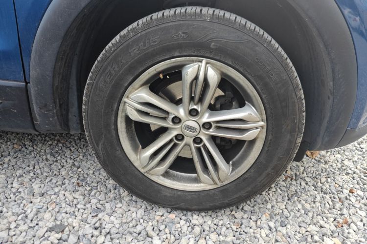 观致5 2018款 改款 1.6T 自动领先型车身外观10