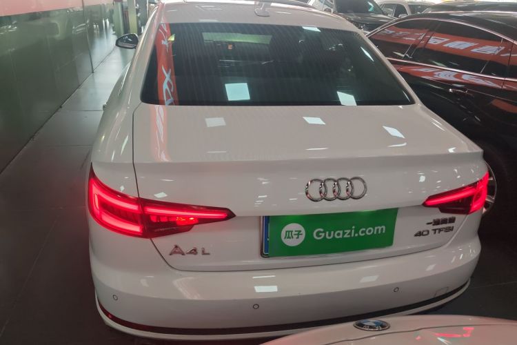 奥迪A4L 2018款 30周年年型 40 TFSI 时尚型车身外观6004