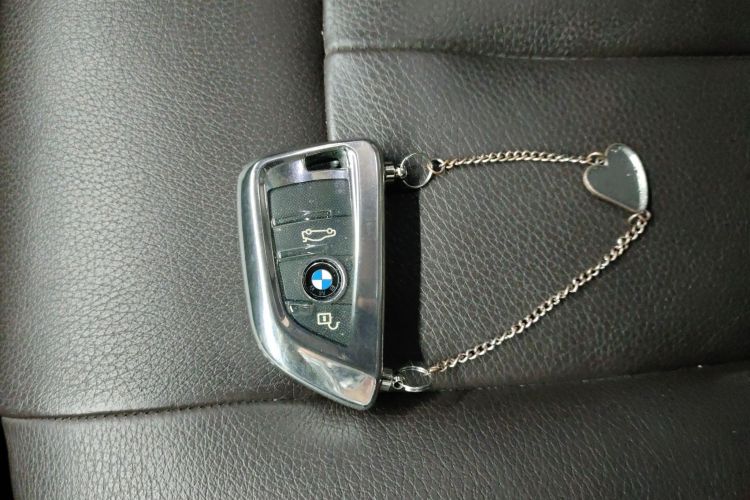 宝马X5(进口) 2015款 xDrive28i中控内饰7001