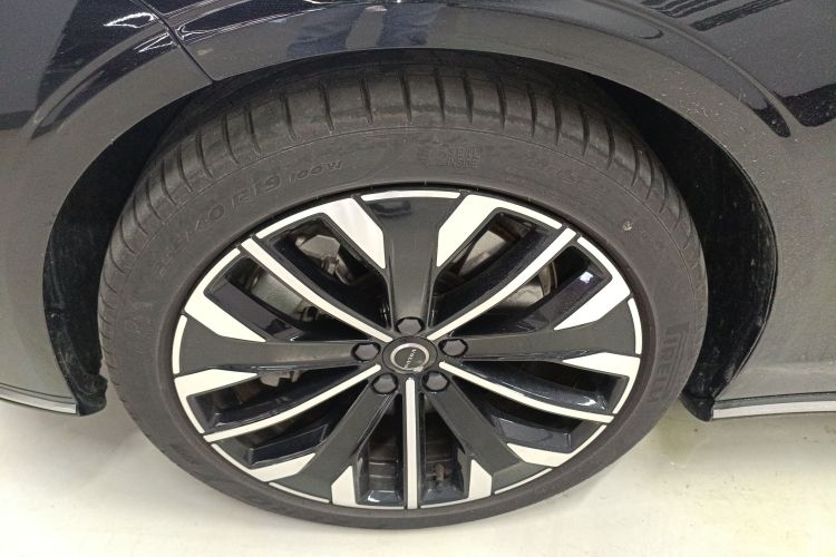 沃尔沃S90新能源 2025款 插电式混动 四驱长续航智雅豪华版车身外观6007