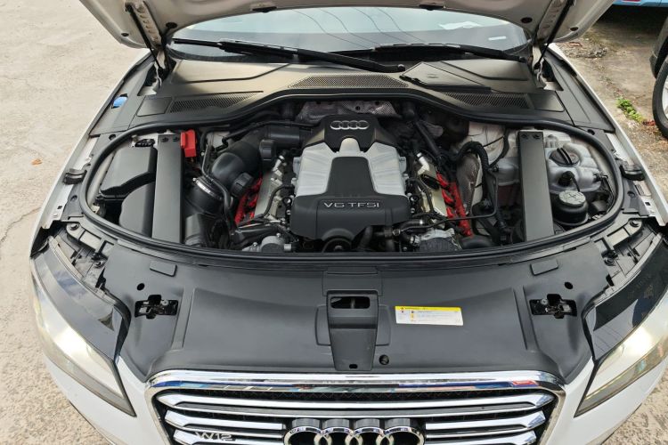 奥迪A8 2013款 A8L 45 TFSI quattro舒适型局部细节24