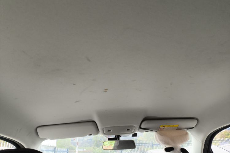 零跑汽车 零跑T03 2021款 400轻享版 磷酸铁锂中控内饰22