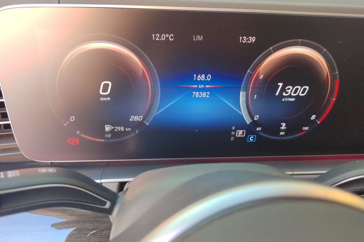 奔驰GLE 2020款 改款 GLE 350 4MATIC 时尚型中控内饰14